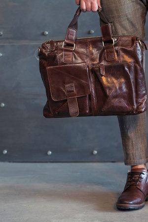 chelsea-boots-homme-cuir-pratiques-elegants